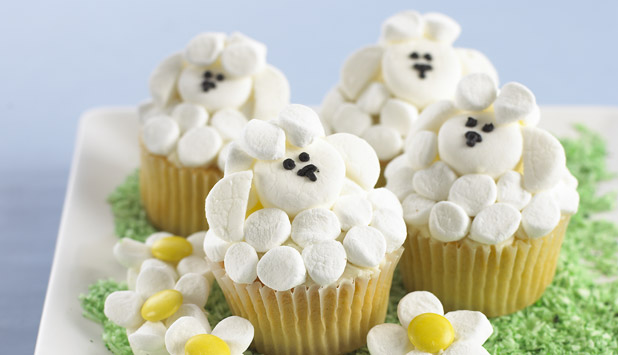 Marshmallow Lamb Cupcake